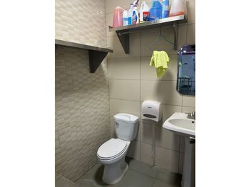 ALQUILO LOCAL PARA RESTAURANTE EN  ALBROOK