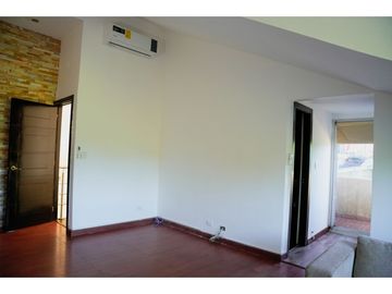 VENDO APARTAMENTO TIPO LOFT EN  PH ALBROOK PARK