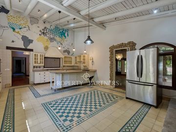 Espectacular casa provenzal tipo campiña francesa con gran parque