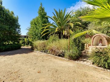 Espectacular casa provenzal tipo campiña francesa con gran parque