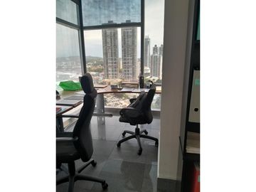 PH TORRE PANAMA OFICINA 110m2 $2500m2 amoblada