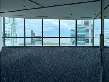Se vende oficina en Costa del Este, Torre Financial Park