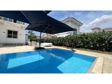 Alquiler de casa en Santa María, Fairway Estate