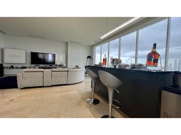 Venta de penthouse en Santa María