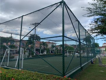 Venta de Casa unifamiliar en Villa Valencia, Costa Sur