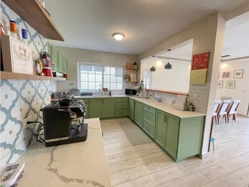 Venta de Casa unifamiliar en Villa Valencia, Costa Sur