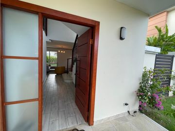 Venta de Casa unifamiliar en Villa Valencia, Costa Sur