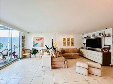 San FRANCISCO Apartamento con terraza privada $385,000 3rec 3b
