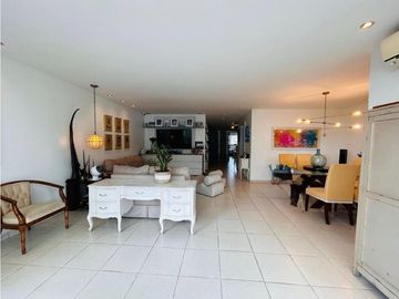 San FRANCISCO Apartamento con terraza privada $385,000 3rec 3b