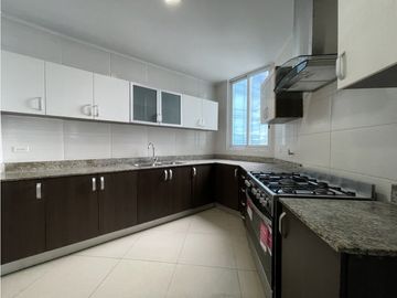 COSTA DEL ESTE Ph Country Club 205m2 AMOBLADO