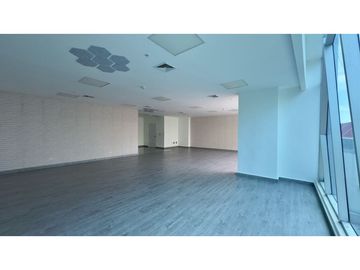 Alquiler de local comercial en Costa del Este, Avenida Cincuentenario