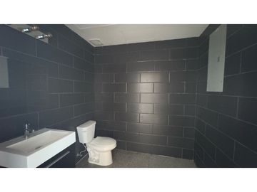 Alquiler de local comercial en Costa del Este, Avenida Cincuentenario