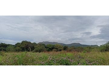 Venta de Terreno de Esquina ideal para Inversión o Vida Campestre