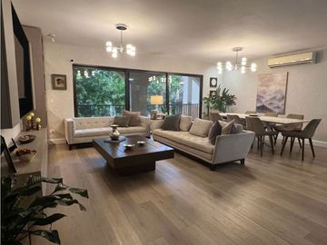 Excelente alquiler de apartamento ubicado en Clayton. [AP]