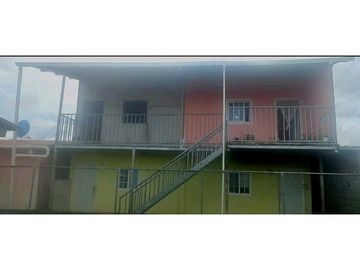SE VENDE Y CASA MS 4 APARTAMENTOS 2 PLANTAS  LLANO MARIN PENONOMÉ