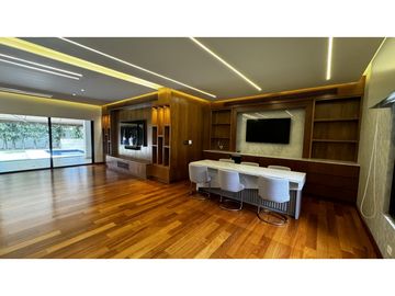 Venta casa en  Costa del Este PH Antigua