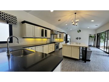 Venta casa en  Costa del Este PH Antigua