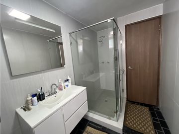 Venta de casa Primera Línea con piscina en Punta Paitilla