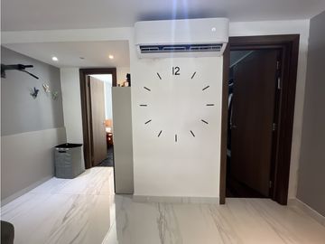 Venta de casa Primera Línea con piscina en Punta Paitilla