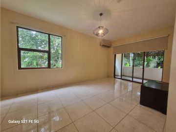 SE VENDE HERMOSA CASA EN SENDEROS DE CAMINO DE CRUCES, CLAYTON