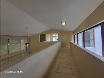 SE VENDE HERMOSA CASA EN SENDEROS DE CAMINO DE CRUCES, CLAYTON