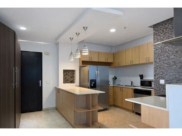 VENTA DE APARTAMENTO EN AVENIDA BALBOA