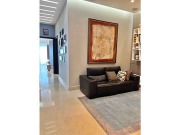Venta lujoso apto con piscina y jardin PH Oceanaire
