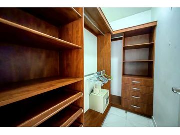 Venta de apartamento en la Avenida Balboa, Panamá RB