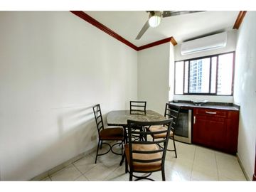 Venta de apartamento en la Avenida Balboa, Panamá RB