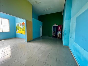 Se Alquila - Vende Edificio en Urbanización Club X