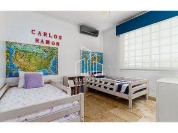 Premier Loft