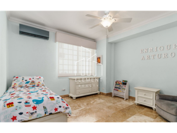 Premier Loft