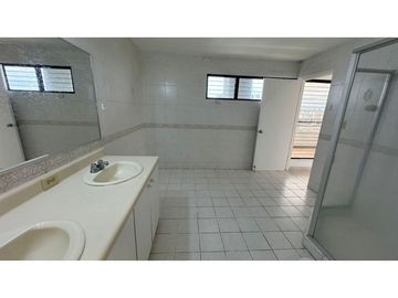 Penthouse Venta! Hato pintado 4 estacionamientos! 4 rec