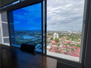 Venta de Apartamento en PH Torres de Montserrat, 12 de Octubre