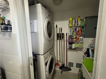 Venta de Apartamento en PH Torres de Montserrat, 12 de Octubre