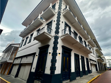 Se Vende Edificio Unico en Casco Viejo