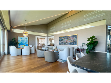 Se vende Penthouse en Lakeview Santa María