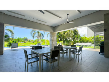 Se vende Penthouse en Lakeview Santa María