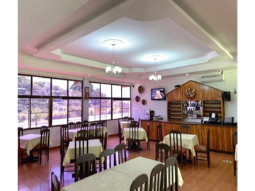 SE VENDE RESTAURANTE 