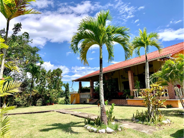 SE VENDE RESTAURANTE 