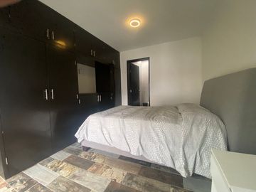 Renta departamento amueblado en Cuajimalpa con jardín común