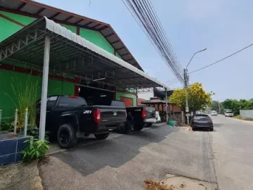For sale Warehouse 612 sqm in Mueang Samut Prakan, Samut Prakan