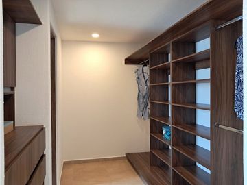 CASA CON ROOF TOP EN VENTA EN JURIQUILLA QUERETARO GAA