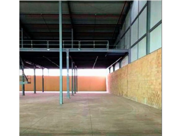 SE VENDE GALERA DE 1603M EN PARQUE INDUSTRIAL MILLA 8 CON MEZANINNE