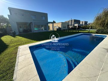 Casa en venta 4 ambientes amoblada y pileta. Barrio Santa Elena. Pilar del Este.