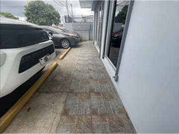 LOCAL / LA CHORRERA / 523M / AVENIDA LIBERTADOR / PLAZA COMERCIAL