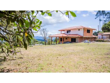 VENTA FINCA EN LA VEREDA EL CERRO - CARMEN DE VIBORAL