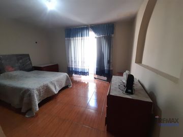 VENTA DE CASA EN LA MOLINA - SANTA PATRICIA ETAPA III
