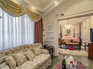 RESIDENCIA DE LUJO TRIPE A EN PRIVADA