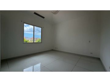 Venta de casa en Santa Marìa